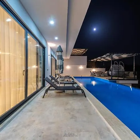 Lueks Tatil Villasi Oezel Havuzlu Horyes Каш