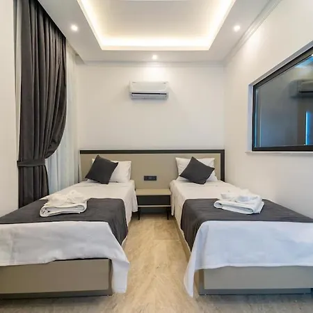 Lueks Tatil Villasi Oezel Havuzlu Horyes * Kaş